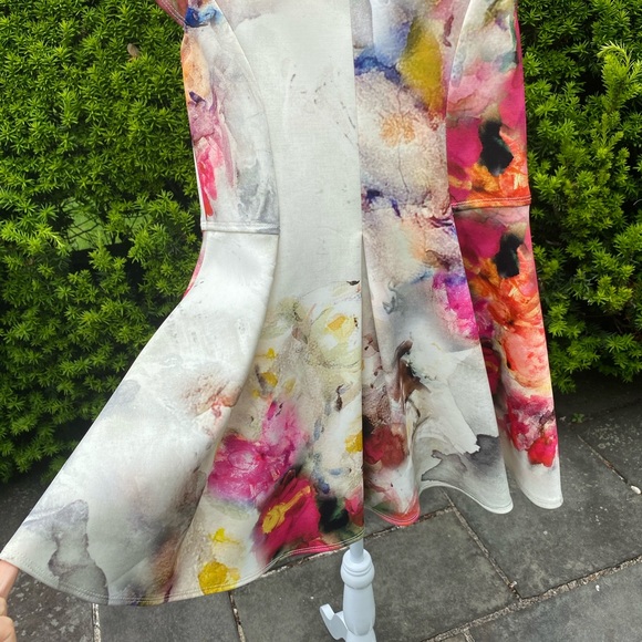 DAVID CHARLES London*Floral Dress*Age 8 & 14*$225 - Picture 5 of 9